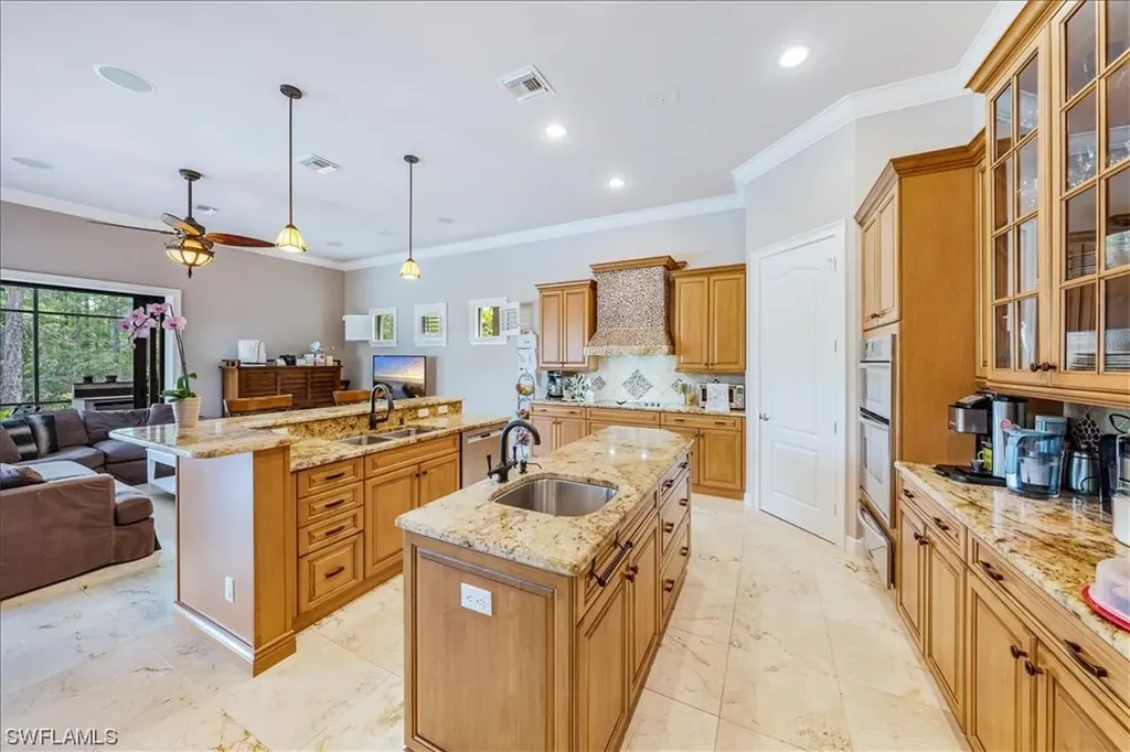 2934 Florentine Court Naples FL 34119