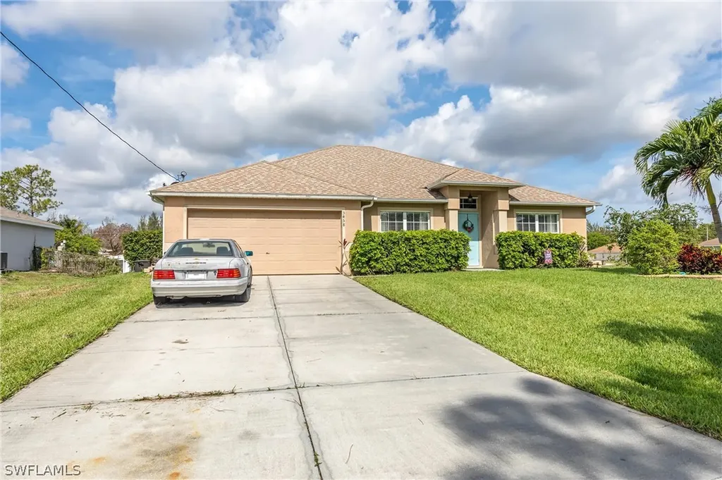 3458 NE 10th Place Cape Coral FL 33909