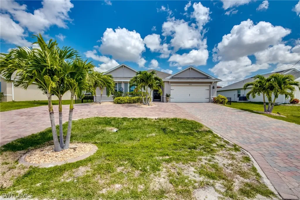 2805 SW 35th Street Cape Coral FL 33914