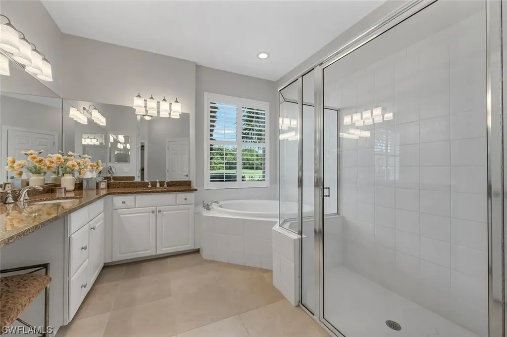 4790 Shinnecock Hills Court Naples FL 34112