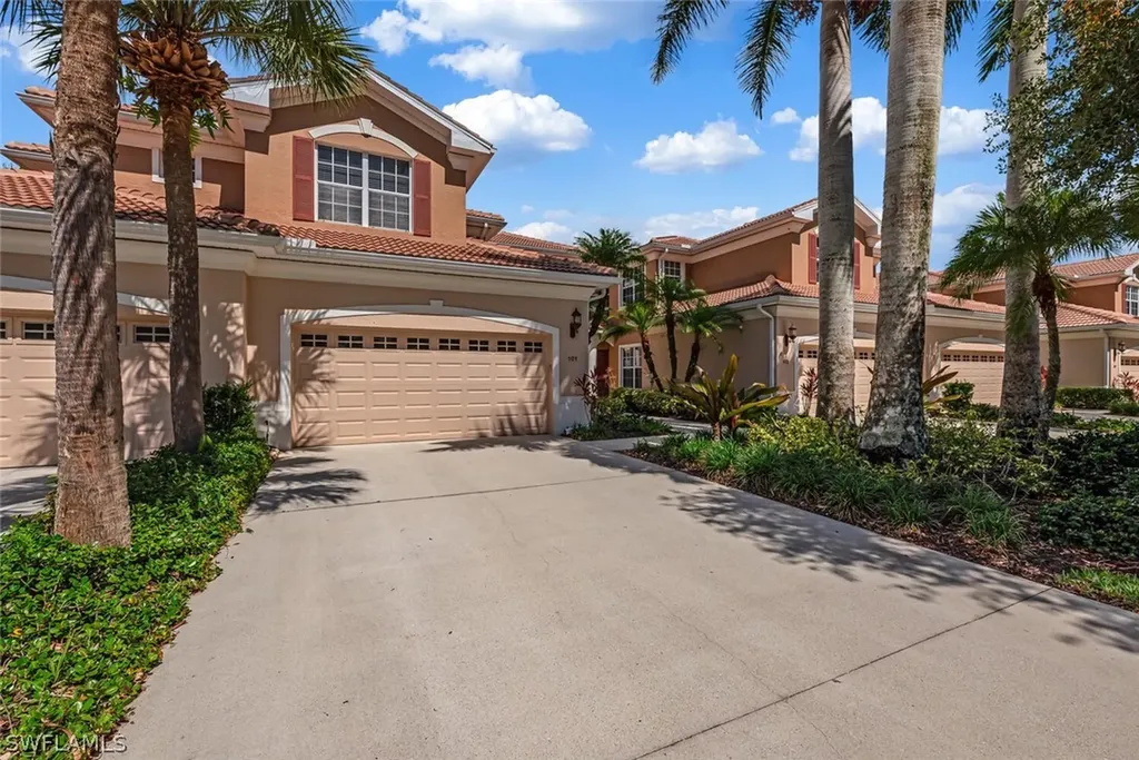4790 Shinnecock Hills Court Naples FL 34112