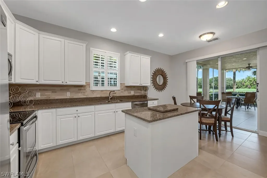 4790 Shinnecock Hills Court Naples FL 34112