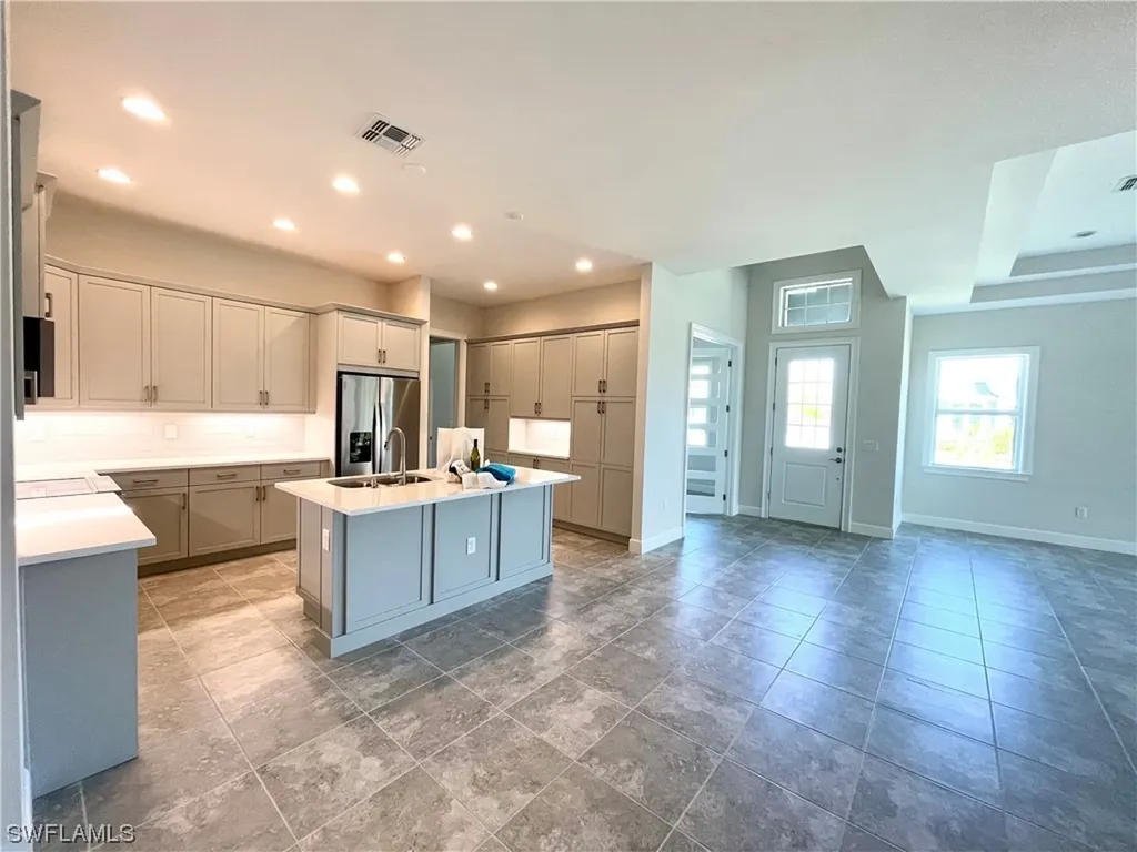 6271 Arriba Avenue Naples FL 34113