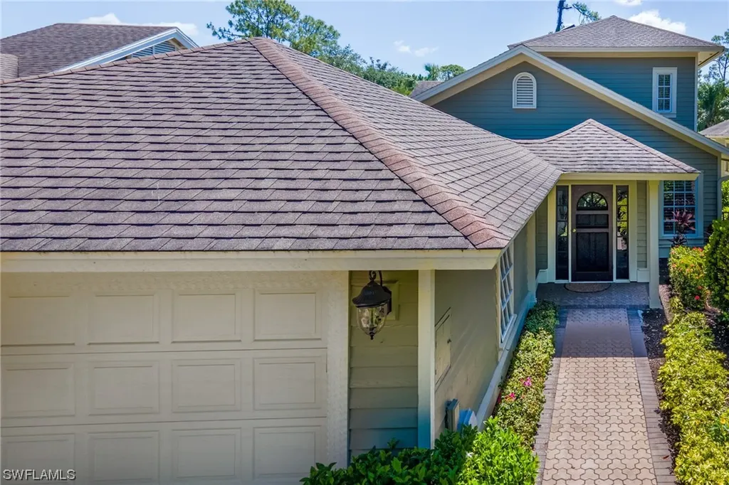 Naples FL, 46 Golf Cottage Drive