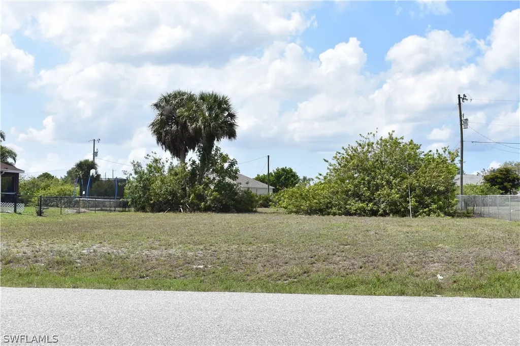 2020 NW 6th Street Cape Coral FL 33993