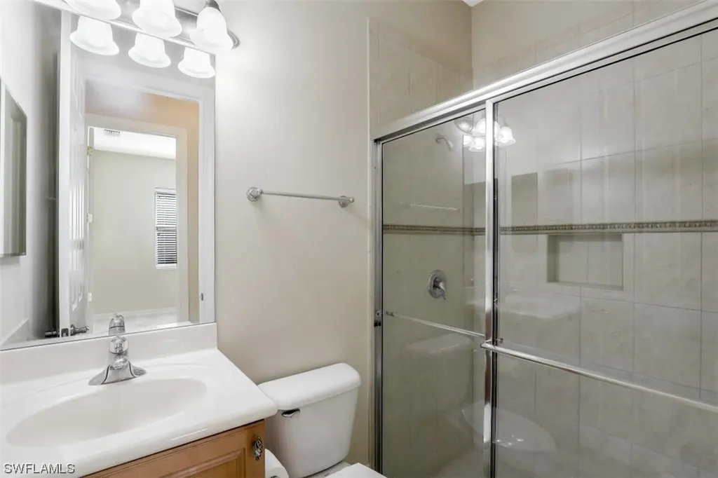 400 Cypress Way W Naples FL 34110