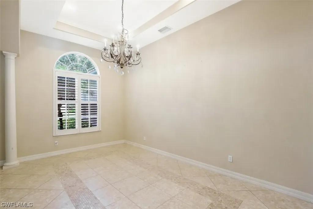 400 Cypress Way W Naples FL 34110