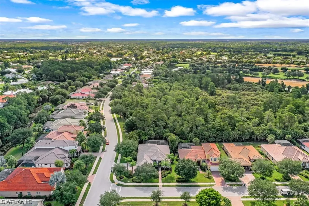 400 Cypress Way W Naples FL 34110