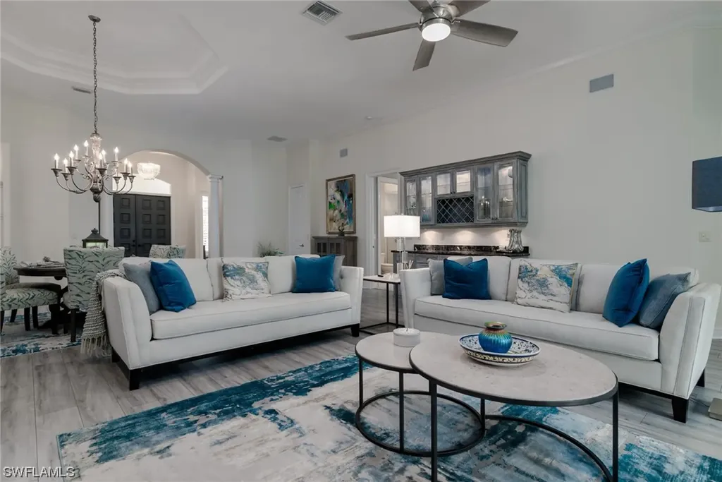 3136 Terramar Drive Naples FL 34119