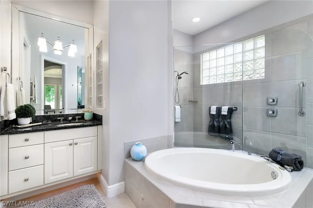 3136 Terramar Drive Naples FL 34119
