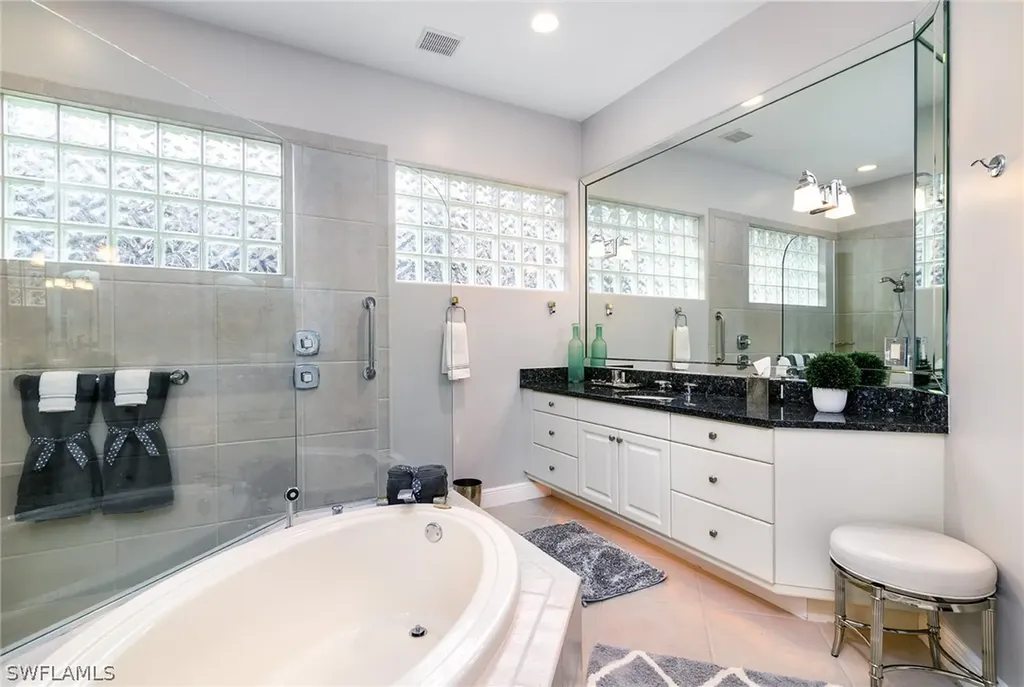 3136 Terramar Drive Naples FL 34119