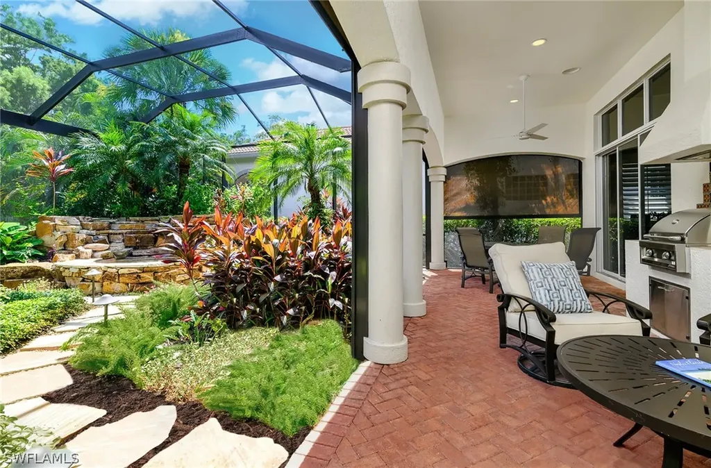 3136 Terramar Drive Naples FL 34119