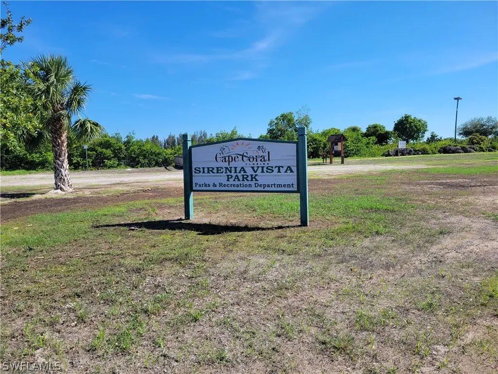511 SW 39th Avenue Cape Coral FL 33991