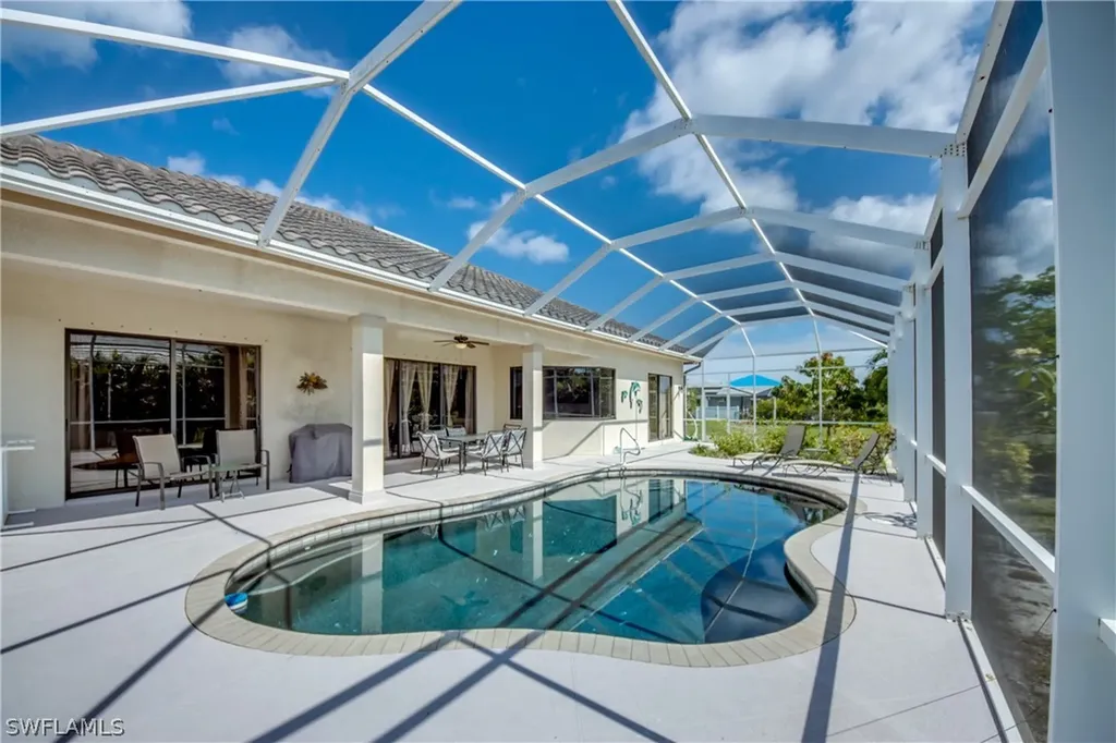 511 SW 39th Avenue Cape Coral FL 33991