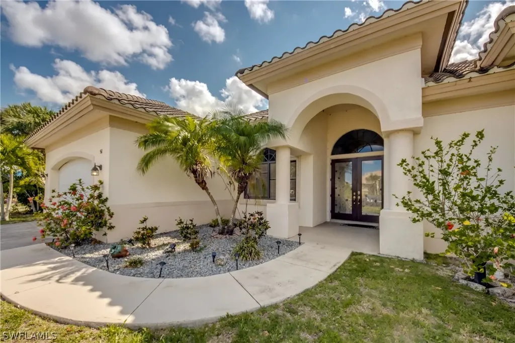 511 SW 39th Avenue Cape Coral FL 33991