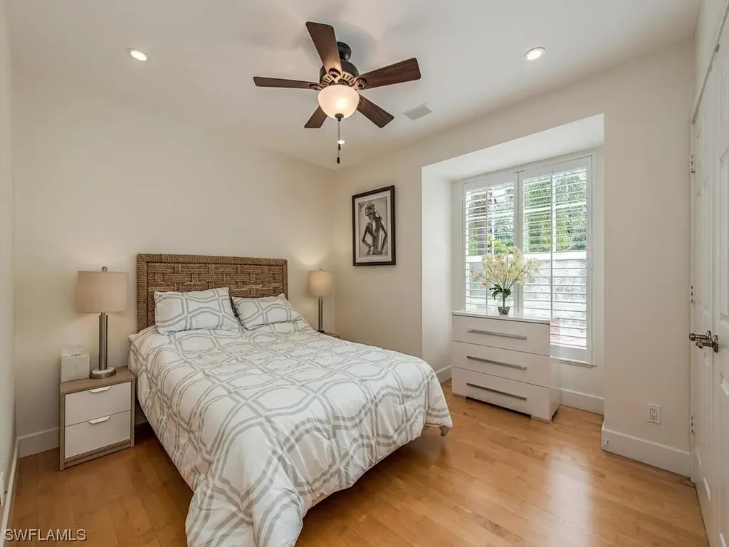 1560 Clermont Drive Naples FL 34109