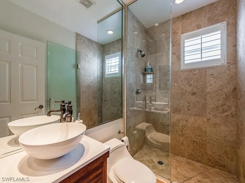 1560 Clermont Drive Naples FL 34109