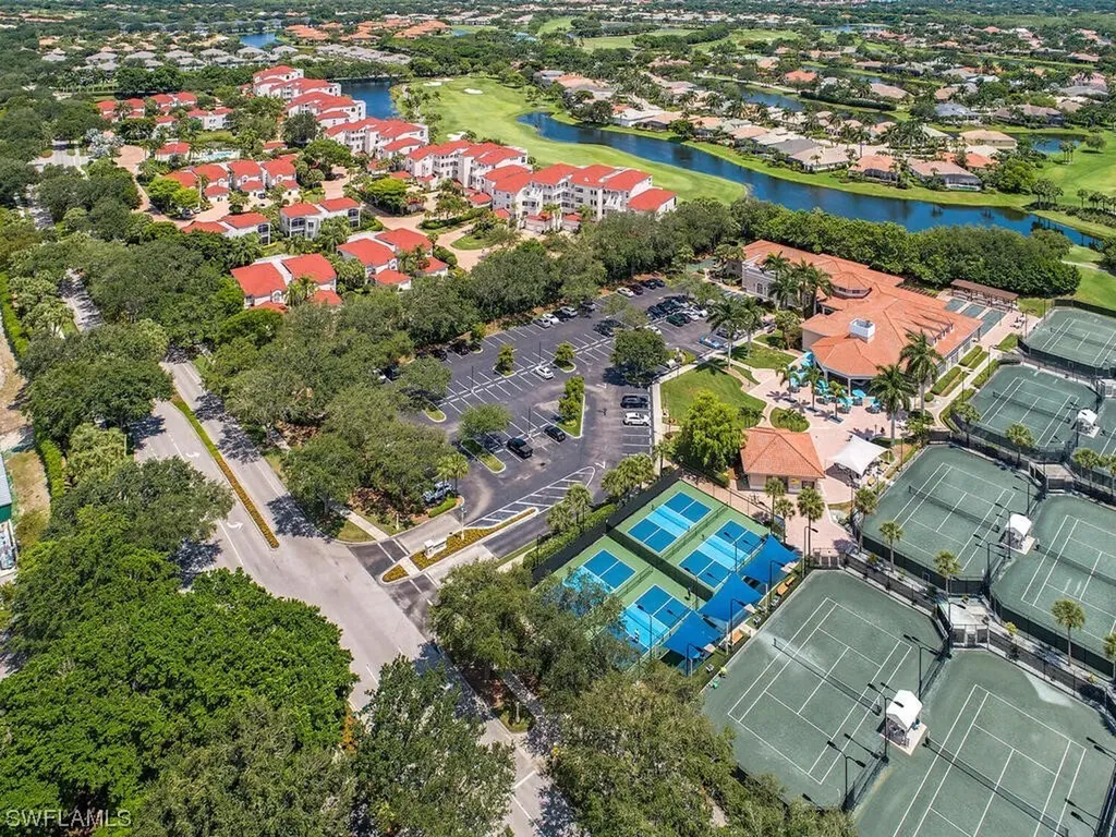1560 Clermont Drive Naples FL 34109