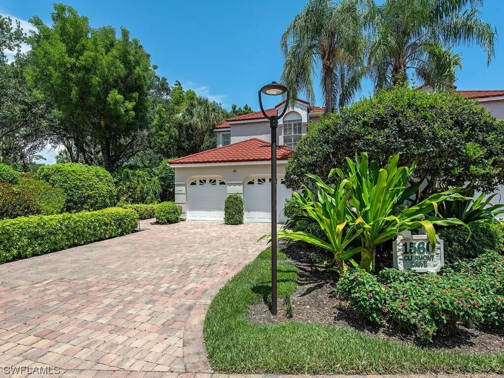 1560 Clermont Drive Naples FL 34109