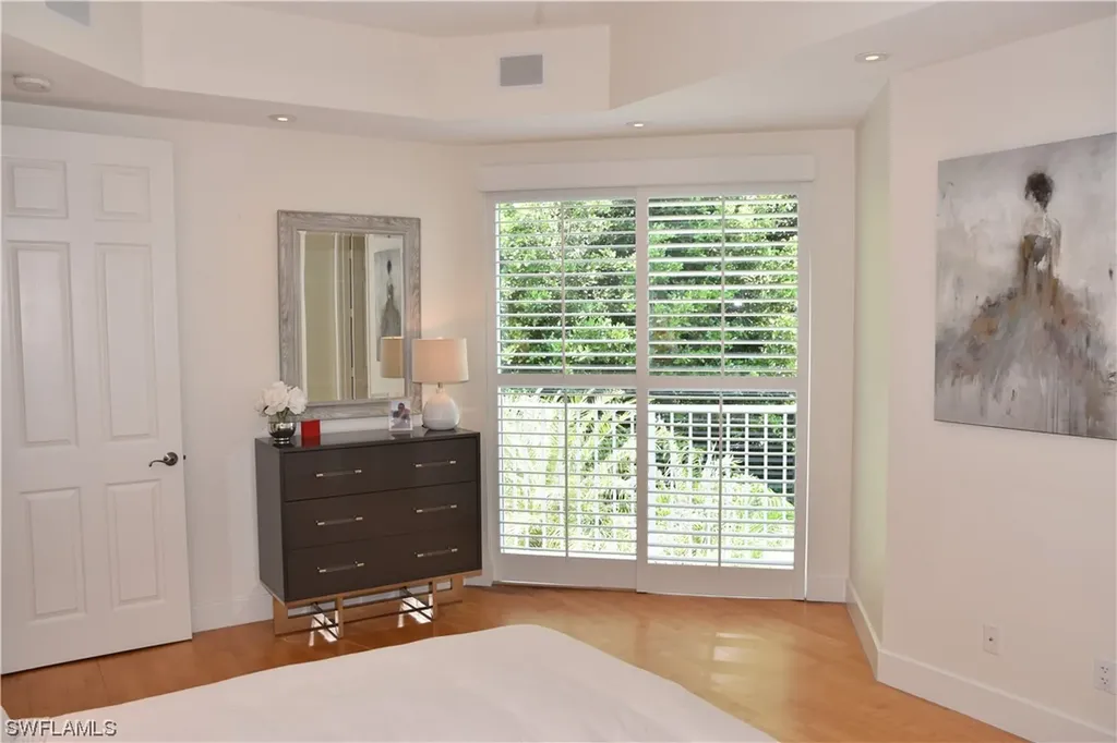 1560 Clermont Drive Naples FL 34109