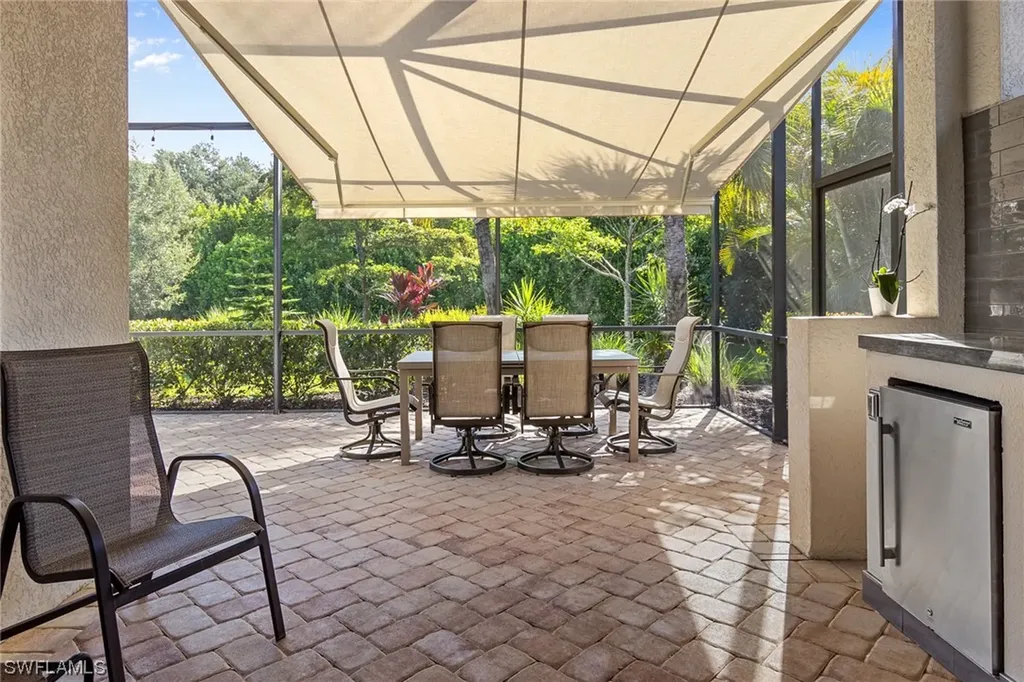 1995 Mustique Street Naples FL 34120