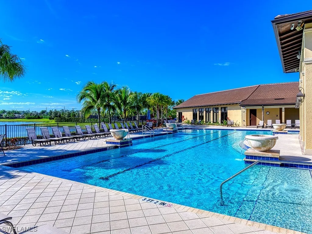 1995 Mustique Street Naples FL 34120