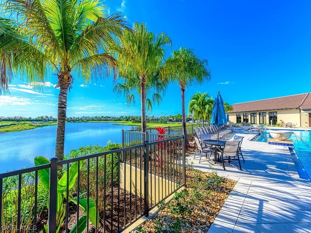 1995 Mustique Street Naples FL 34120