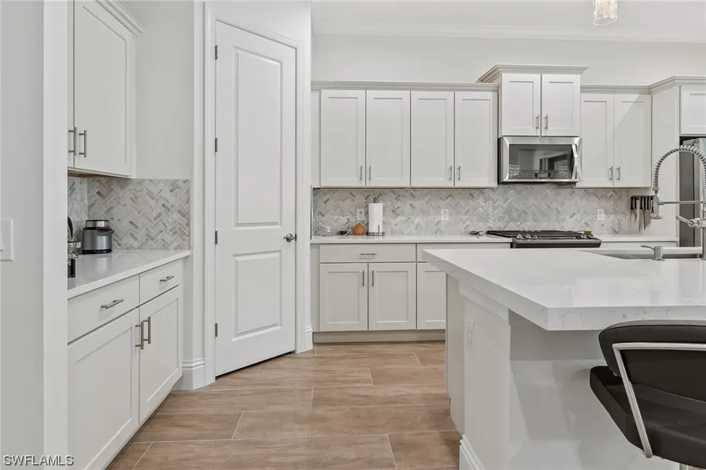 1995 Mustique Street Naples FL 34120