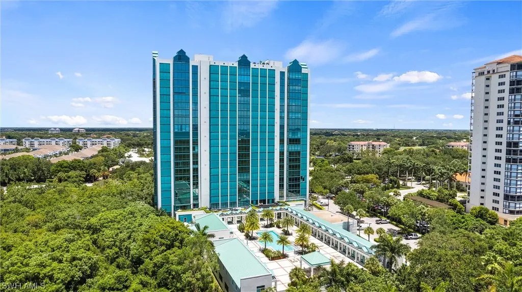 7515 Pelican Bay Boulevard Naples FL 34108