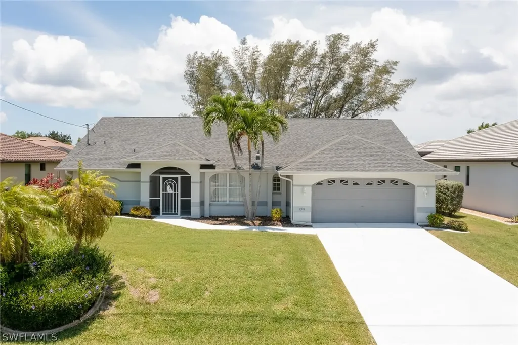 4318 SW 19th Place Cape Coral FL 33914