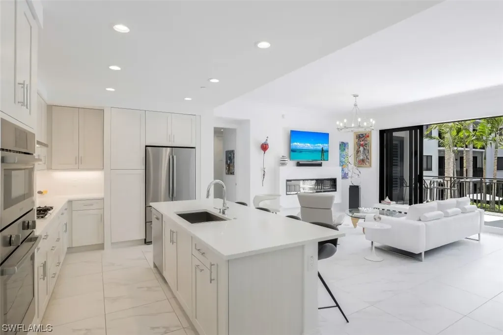1135 3rd Avenue S Naples FL 34102