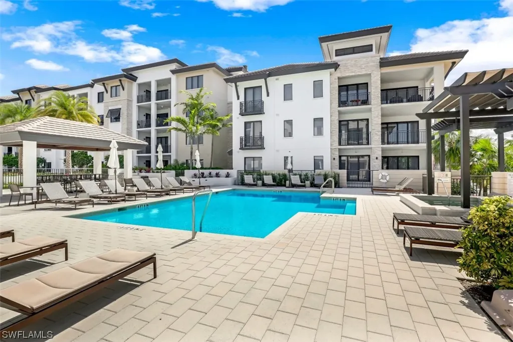 1135 3rd Avenue S Naples FL 34102
