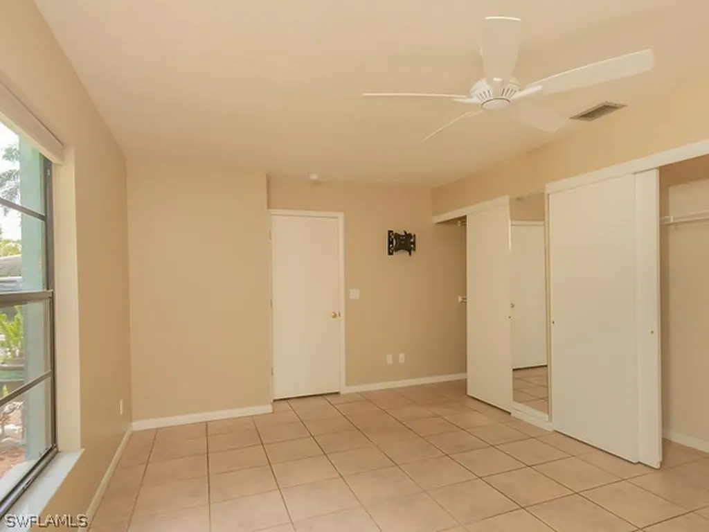 160 Price Street Naples FL 34113