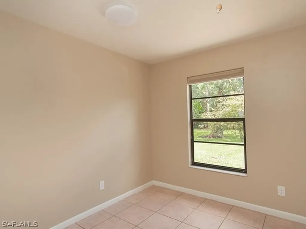 160 Price Street Naples FL 34113