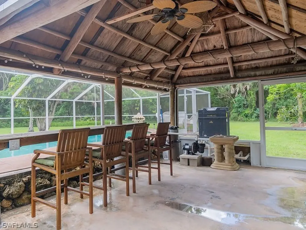 160 Price Street Naples FL 34113