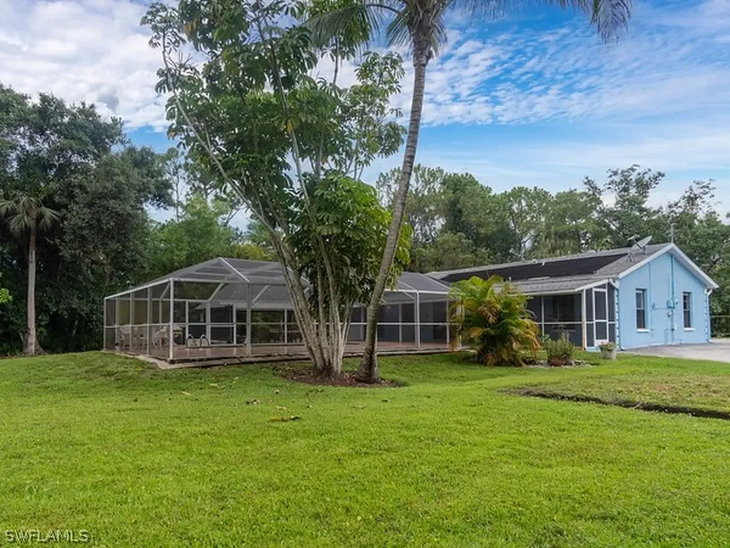 160 Price Street Naples FL 34113