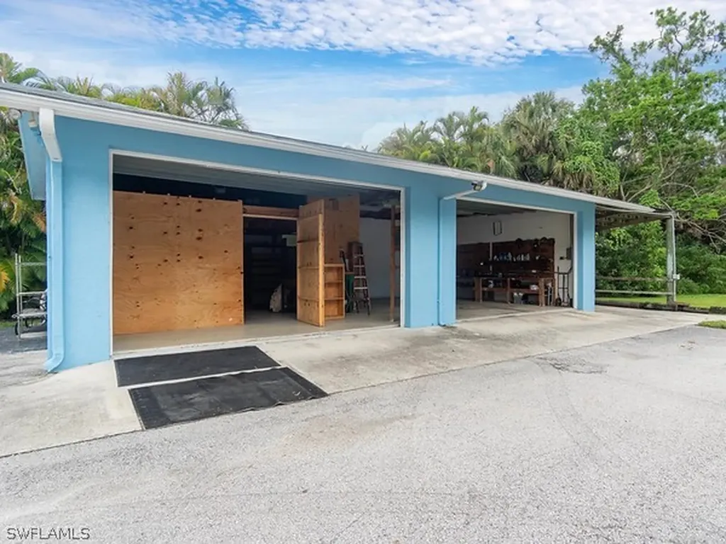 160 Price Street Naples FL 34113