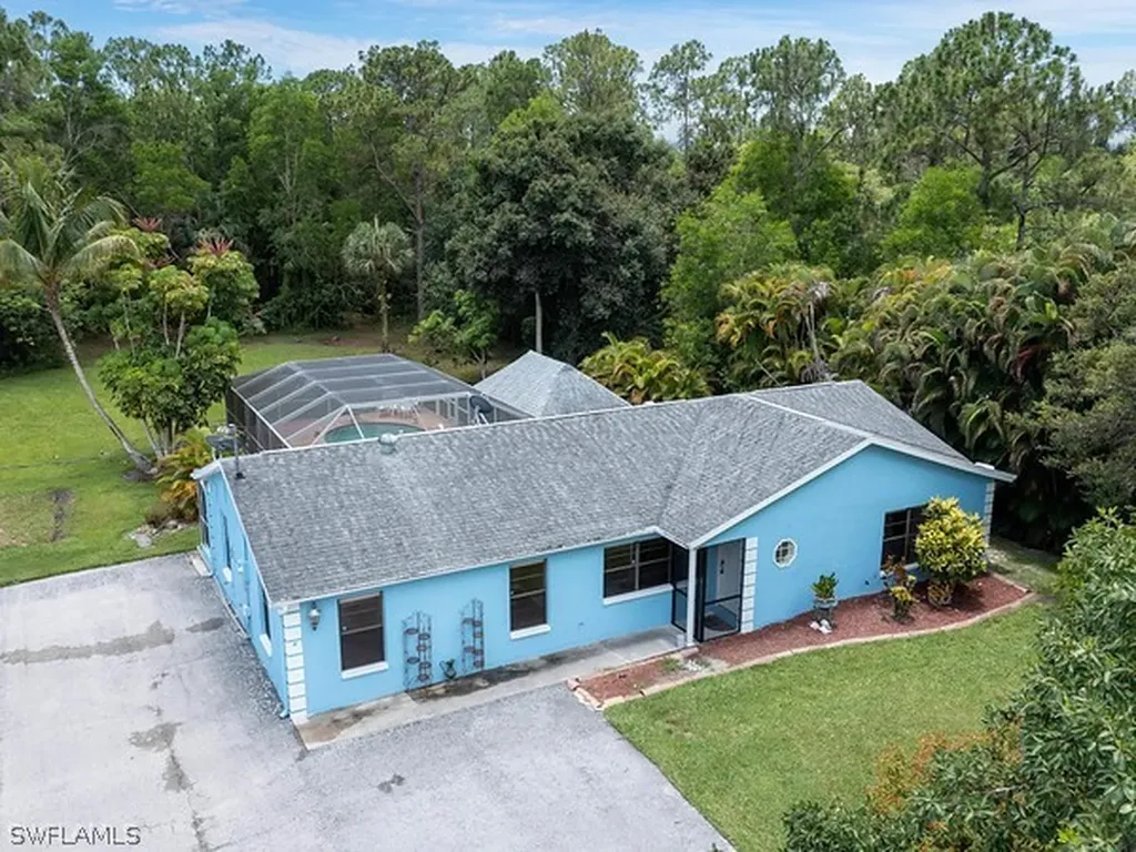 160 Price Street Naples FL 34113