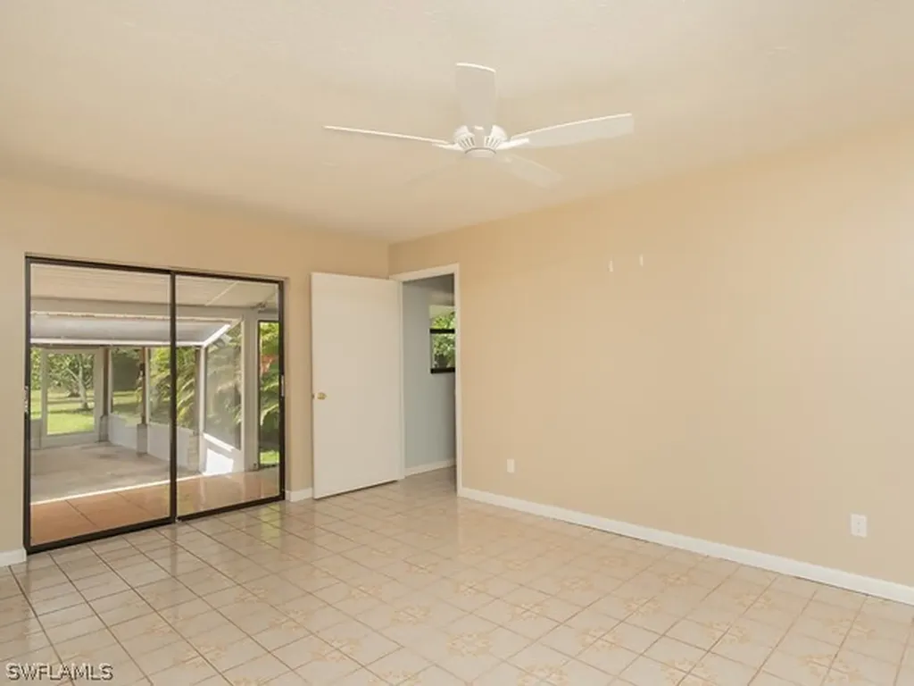 160 Price Street Naples FL 34113
