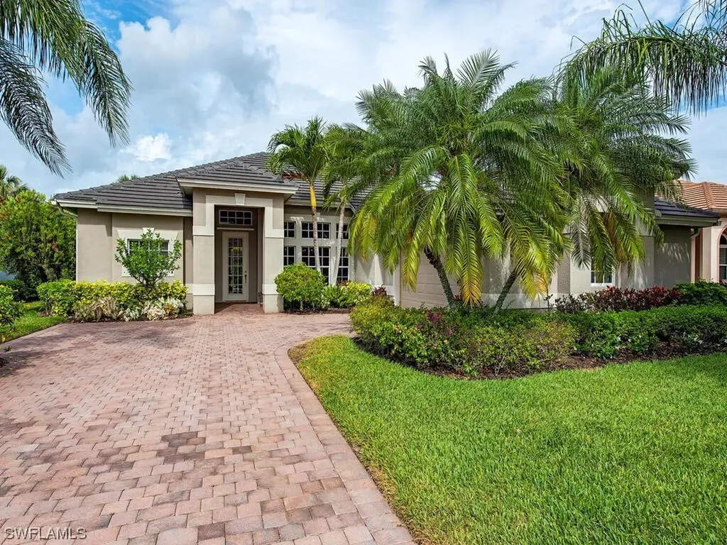 Naples FL, 9013 Maverick Court