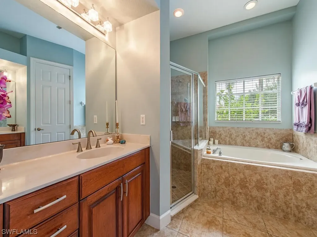 9013 Maverick Court Naples FL 34113