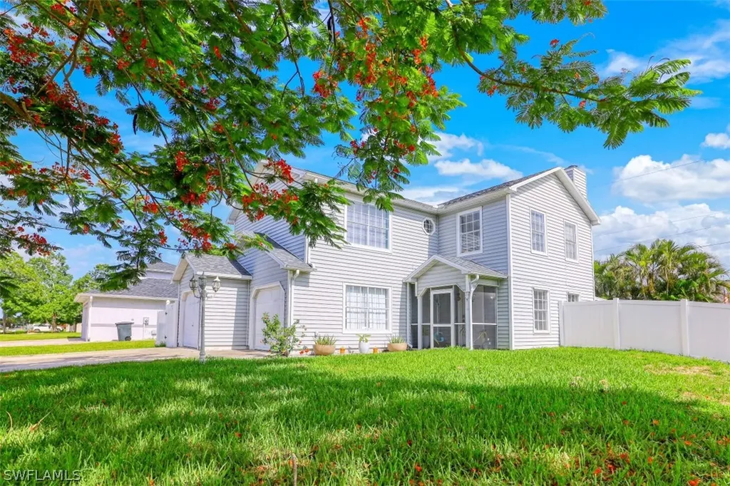 8365 Tahiti Road Fort Myers FL 33967