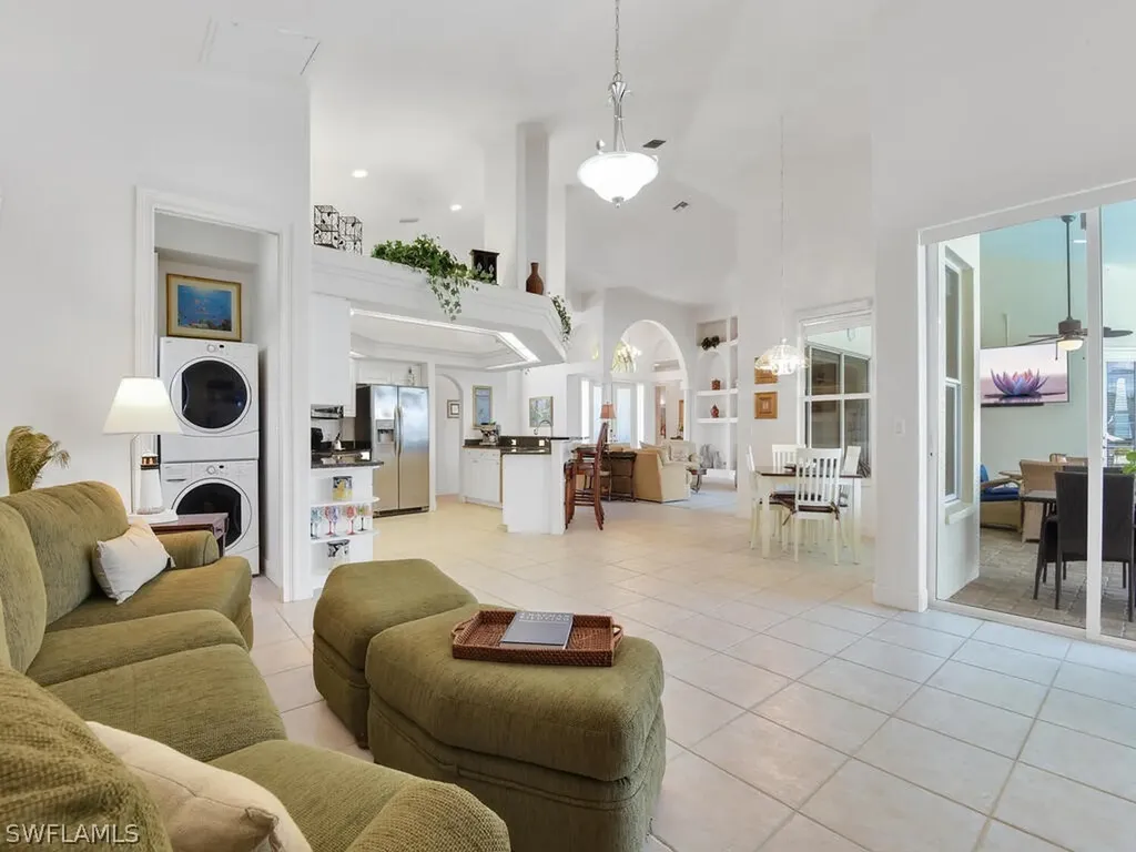 2701 SW 37th Street Cape Coral FL 33914