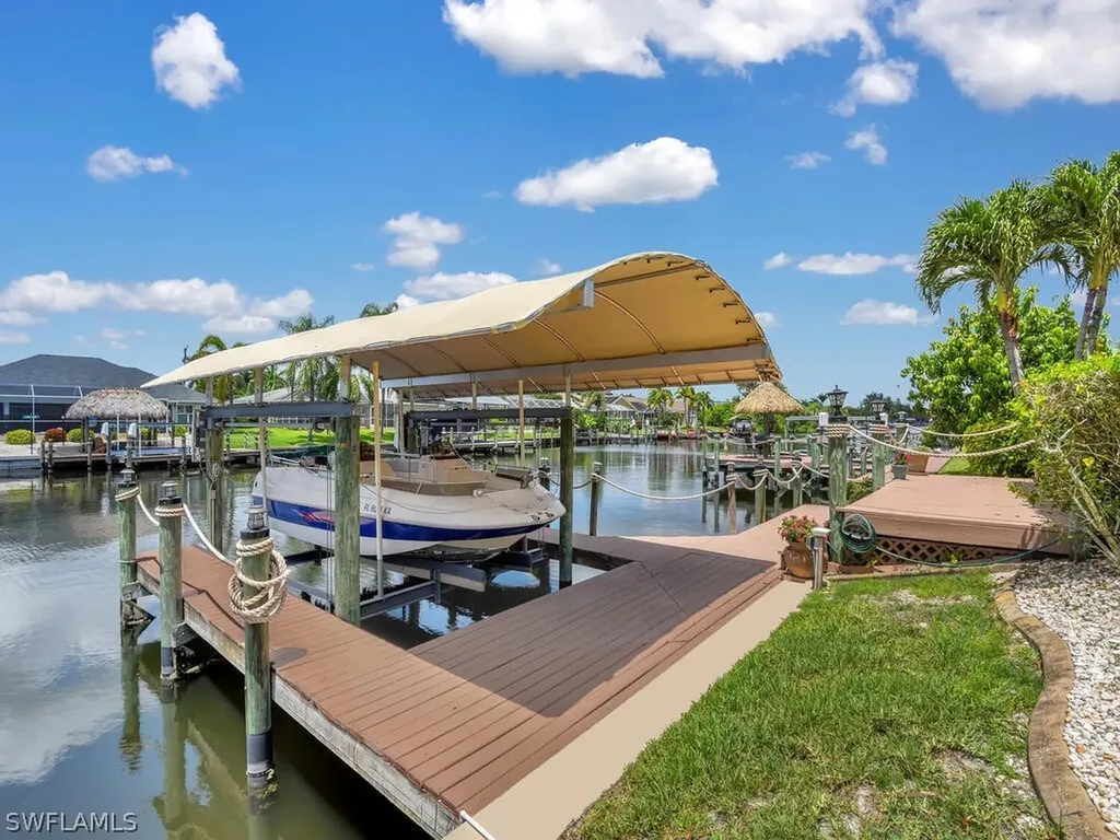 2701 SW 37th Street Cape Coral FL 33914