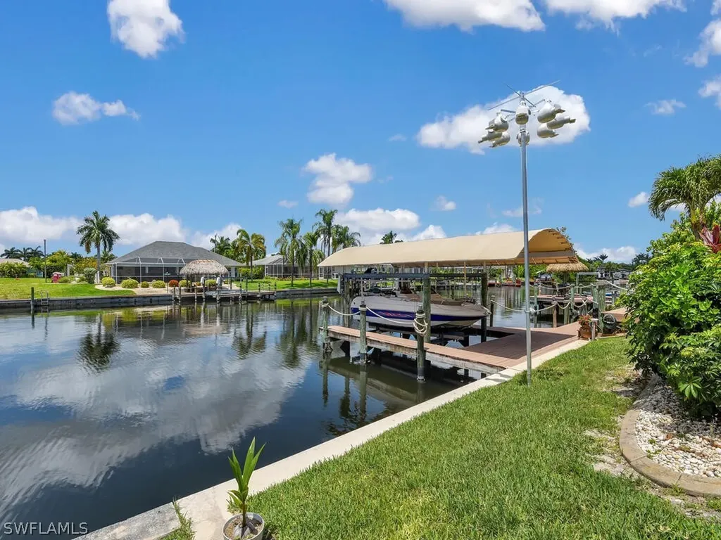 2701 SW 37th Street Cape Coral FL 33914