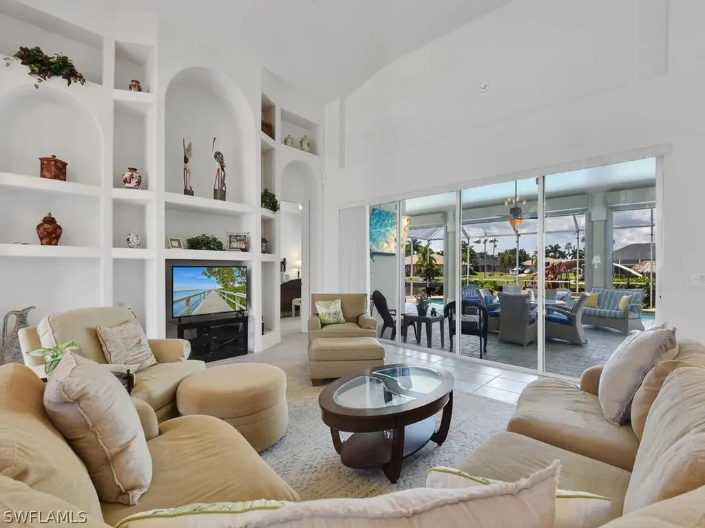 2701 SW 37th Street Cape Coral FL 33914