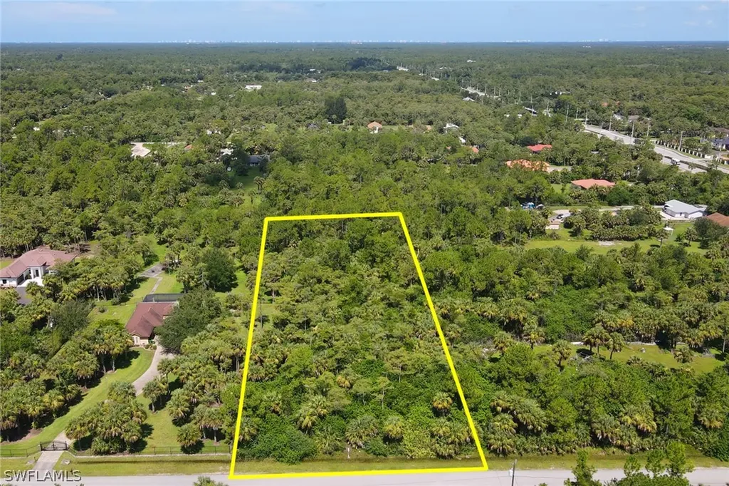 121 15th Street SW Naples FL 34117