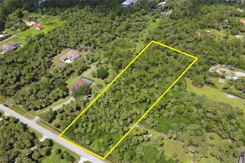 121 15th Street SW Naples FL 34117