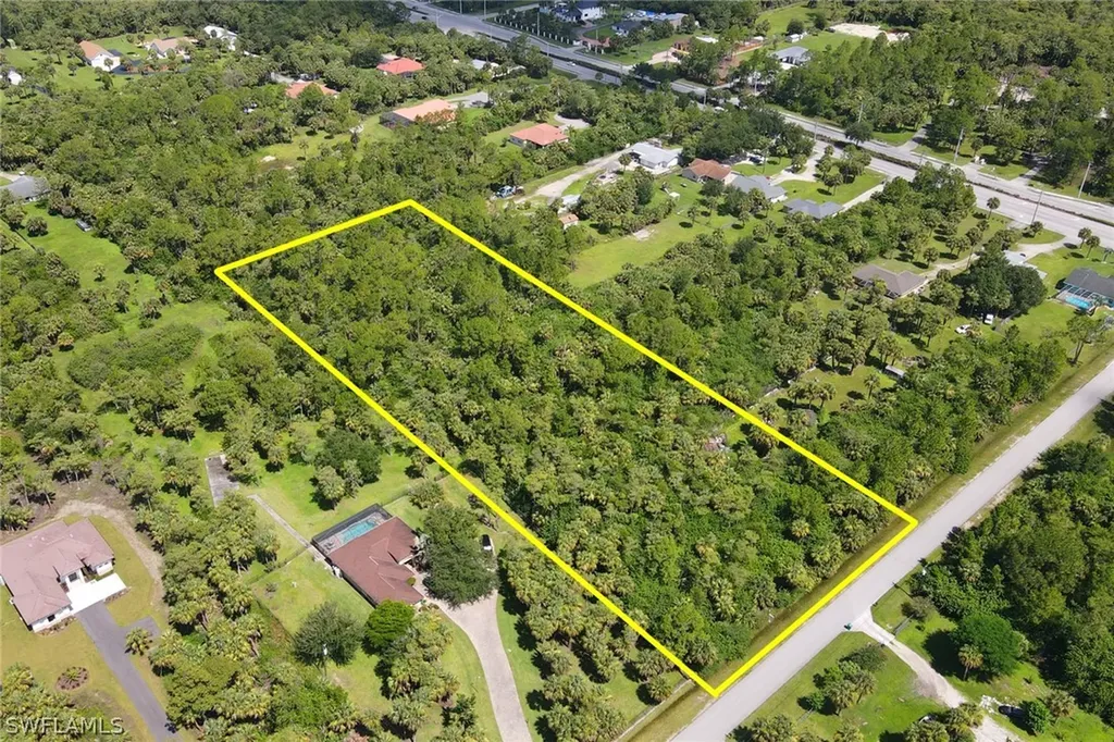 121 15th Street SW Naples FL 34117
