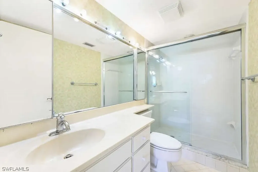 1700-A Bald Eagle Drive Naples FL 34105